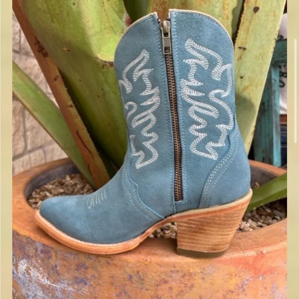 CORRAL Women's Steel Blue Embroidery Ankle Boots